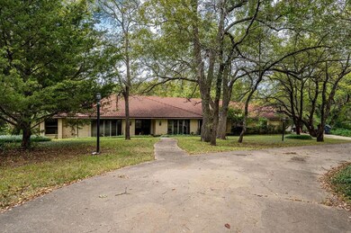 203 Eastwood Terrace Dr, Denison, TX 75020 - photo 5