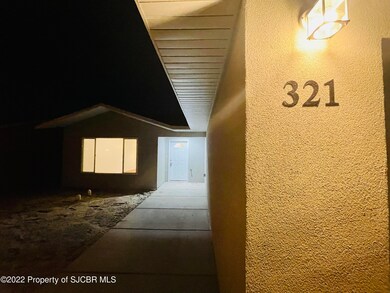 321 Valle Bonita Dr, Farmington, NM 87401 - photo 2