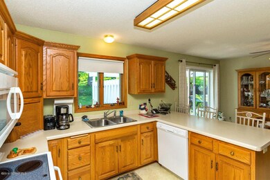Kitchen 3