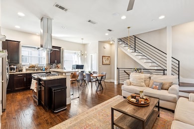 5820 Bryan Pkwy unit 10, Dallas, TX 75206 - photo 4