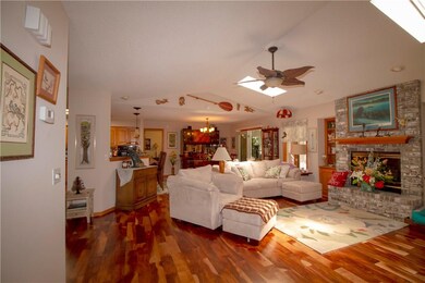 39 Knighton Dr, Bella Vista, AR 72715 - photo 6