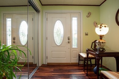 30 Jasper St, Saugus, MA 01906 - photo 2