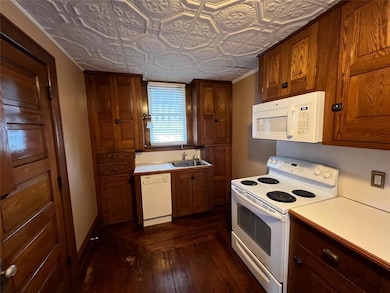 178 S 4th St unit 1, Lehighton, PA 18235 - photo 6