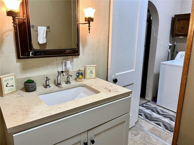 2017 Central Ave, Anderson, IN 46016 - photo 3