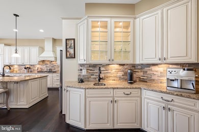 35386 Greyfriar Dr, Round Hill, VA 20141 - photo 4