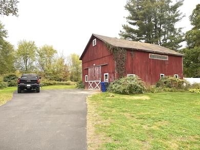 557 South St, Suffield, CT 06078 - photo 3