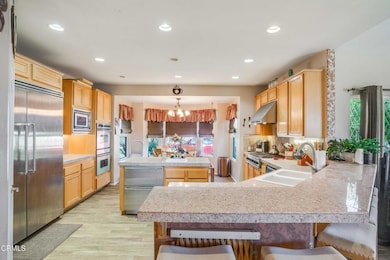 35135 Caprock Rd, Santa Clarita, CA 91390 - photo 7