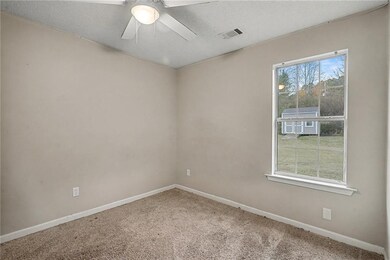 244 Queens Ct, Jackson, GA 30233 - photo 5