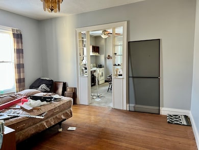 421 W Water St, Farmer City, IL 61842 - photo 7