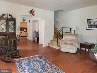 16 Fairview St, Boyertown, PA 19512 - photo 3