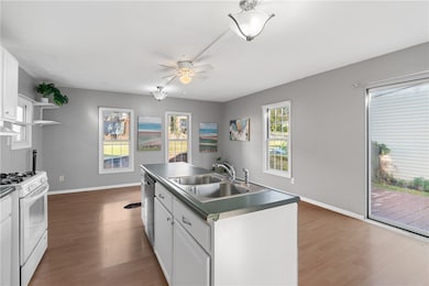 108 W 8th Ave, Tarentum, PA 15084 - photo 3