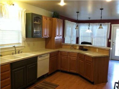 JUST NEED TO BREAK IN THIS KITCHEN