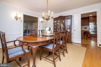 10426 Falls Rd, Lutherville Timonium, MD 21093 - photo 6