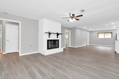 11002 Overlea Dr, Houston, TX 77089 - photo 7