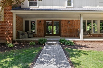 06-2880 W Maple-28