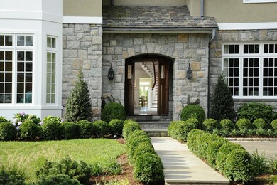 50 Binney Ln, Old Greenwich, CT 06870 - photo 2