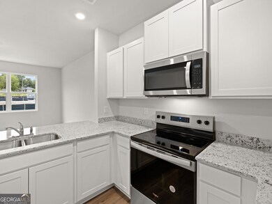 5983 Skylar Dr, Atlanta, GA 30336 - photo 7