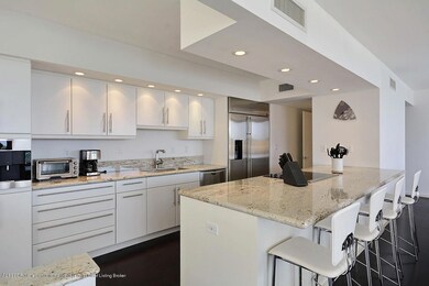 06 Kitchen