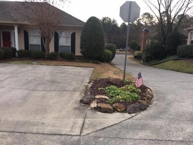 Side view corner lot