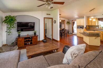 19225 Cherokee Ln_0009 copy