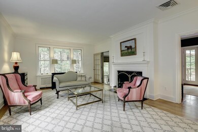 4949 Hillbrook Ln NW, Washington, DC 20016 - photo 5