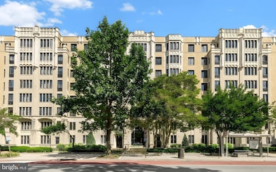 The Chastleton unit 822, Washington, DC 20009 - photo 2