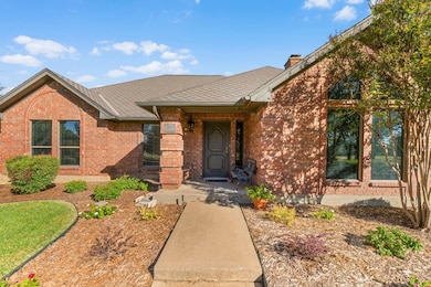 2309 Wimbledon Dr, Arlington, TX 76017 - photo 4