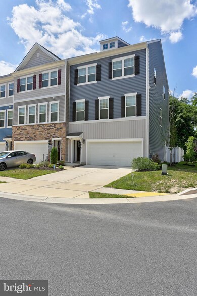 7979 Patterson Way, Hanover, MD 21076 - photo 2