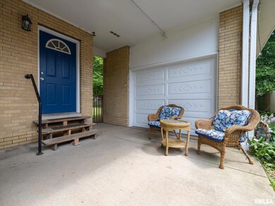 1036 E Forrest Hill Ave, Peoria, IL 61603 - photo 4