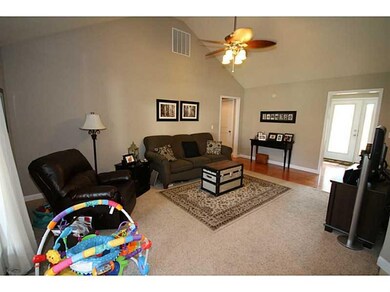 3208 Starlite Dr, Columbus, IN 47203 - photo 3