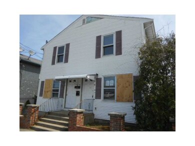27 Lancashire St, Providence, RI 02908 - photo 2