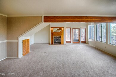Living Room (2)