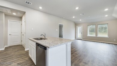 Longleaf - White - 1