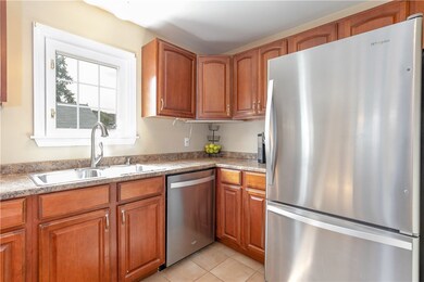 8 Davis St, West Warwick, RI 02893 - photo 5
