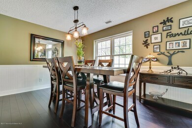 DINING ROOM WITH BAMBOO FLOORING