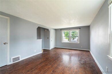 33 Matthew Ln, Buffalo, NY 14225 - photo 3