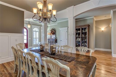 Massive dining room, for even the largest dinner parties!