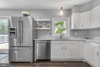 248 Elkton S, Laurel, MD 20724 - photo 7