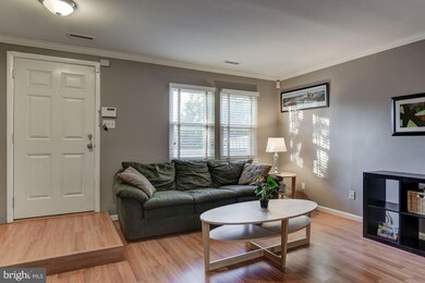 19958 Appledowre Cir, Germantown, MD 20876 - photo 4