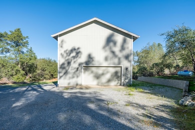 19404 Peppernut Dr, Redding, CA 96003 - photo 7