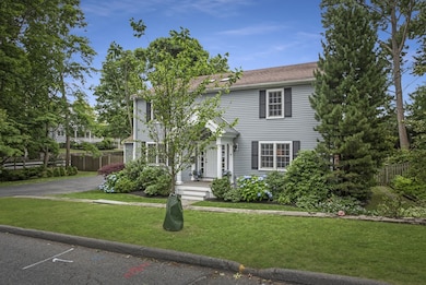 4 Carlton Rd, Marblehead, MA 01945 - photo 3