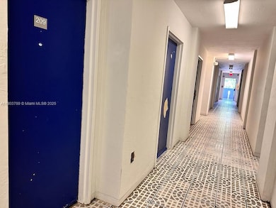 2175 NE 170th St unit 209, North Miami Beach, FL 33162 - photo 7