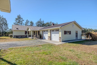 602 Moore Rd, Charleston, TN 37310 - photo 5