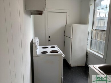 301 W 43rd St, Savannah, GA 31401 - photo 4