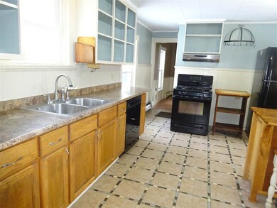 22 Summer St, Swanzey, NH 03446 - photo 3