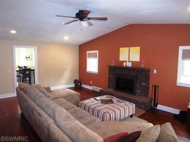 1214 Ridgeway St NE, Grand Rapids, MI 49505 - photo 5