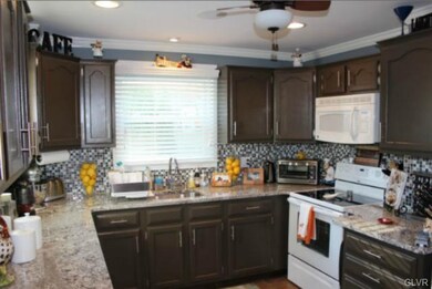 5222 3rd St, Whitehall, PA 18052 - photo 6