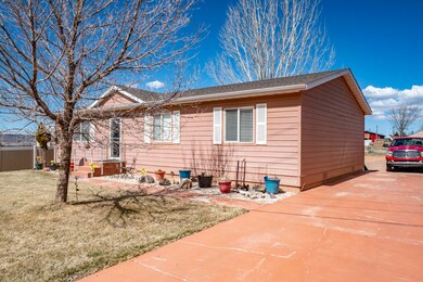 448 W Old unit 91, Parowan, UT 84761 - photo 2