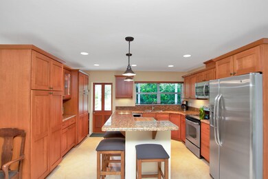 Kitchen, entry way 2