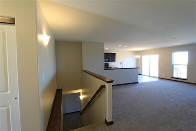 1435 Hummingbird Cir, Waterloo, IA 50702 - photo 2